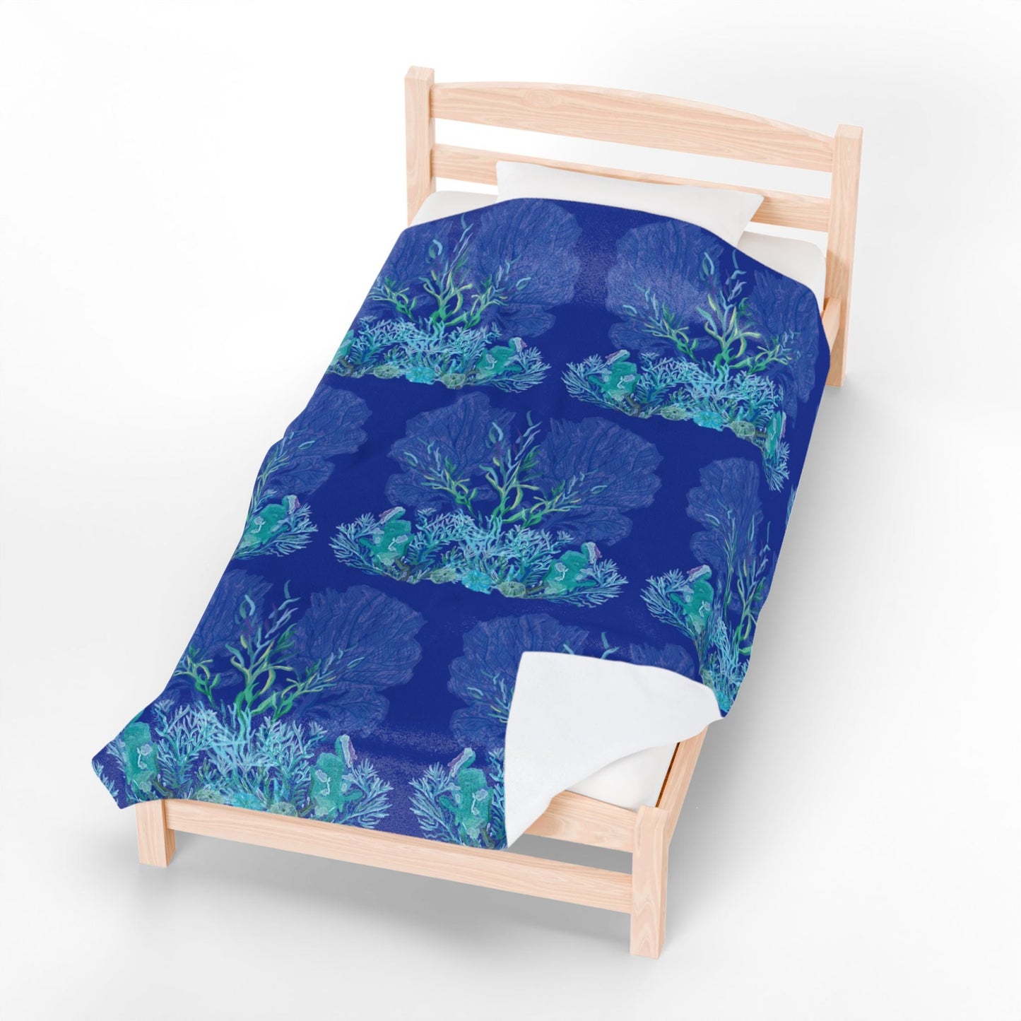 Ocean - Themed Velveteen Plush Blanket - Cozy Coral Design for Home Decor & Gifts - Blue Cava