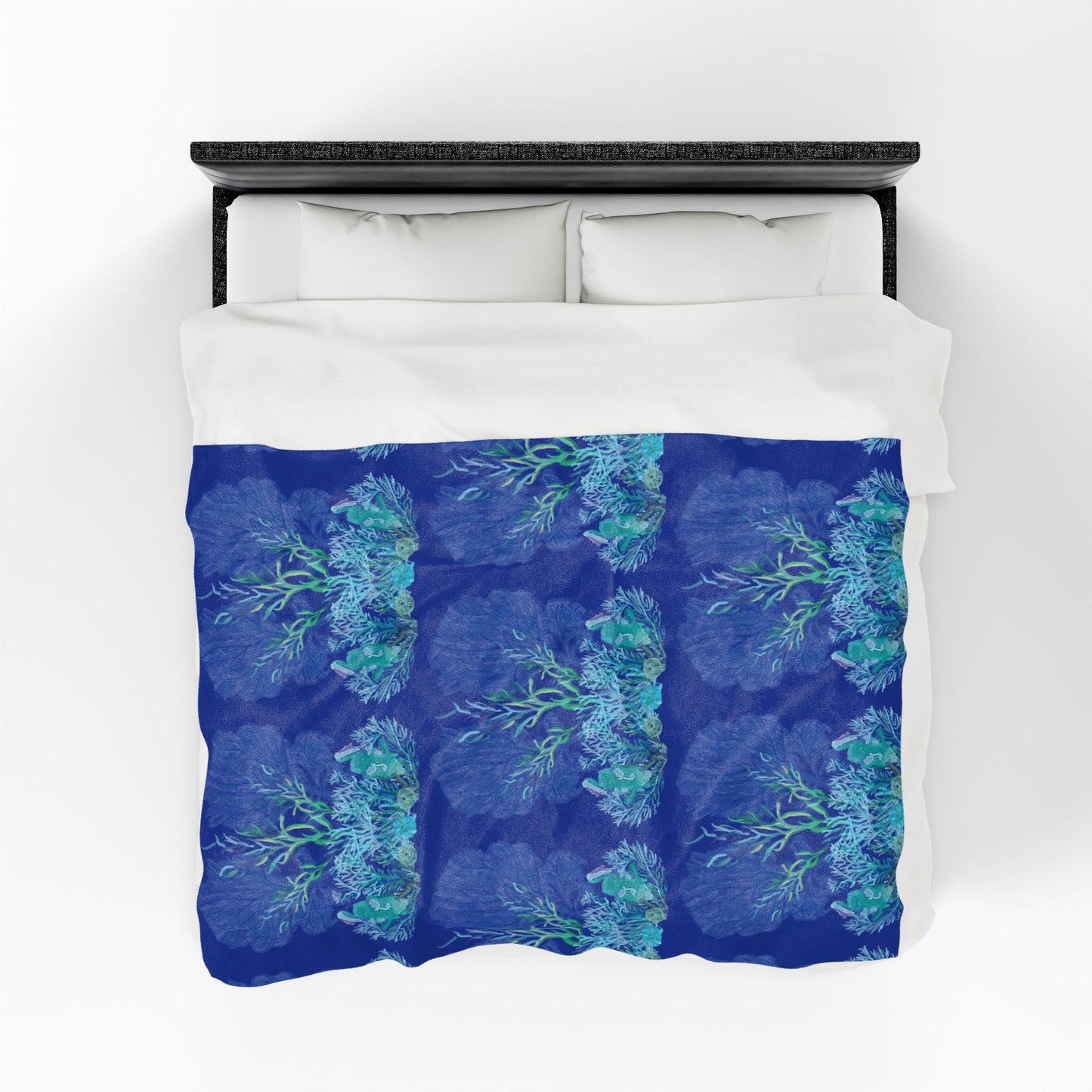 Ocean - Themed Velveteen Plush Blanket - Cozy Coral Design for Home Decor & Gifts - Blue Cava