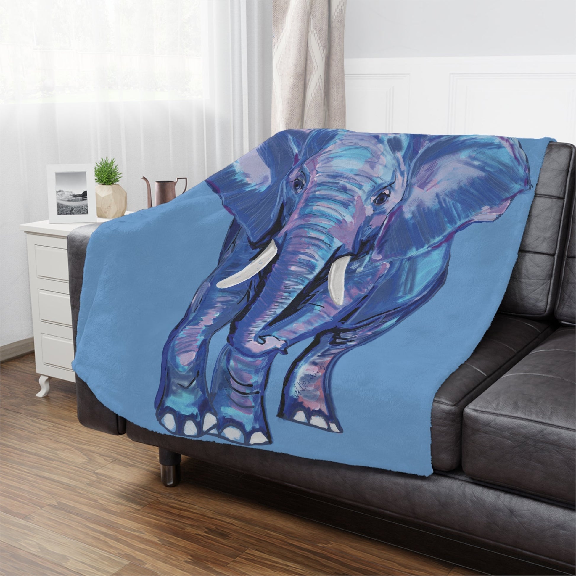 Elephant Art Microfiber Blanket | Cozy Wildlife Throw for Animal Lovers - Blue Cava